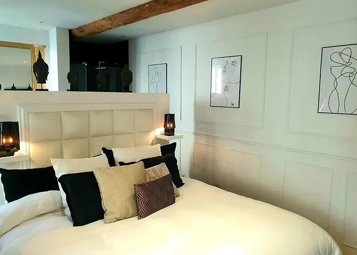 Joli Duplex Au Coeur De Saint Pierre