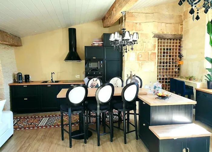 Joli Duplex Au Coeur De Saint Pierre