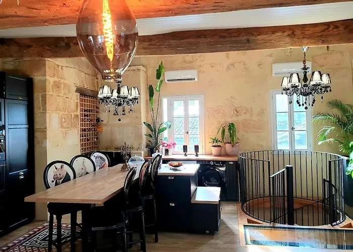 דירה Joli Duplex Au Coeur De Saint Pierre